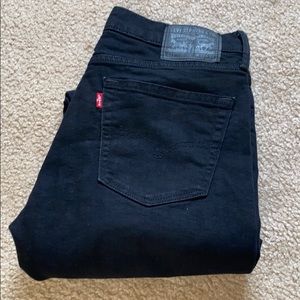 Levis Full Black Jeans